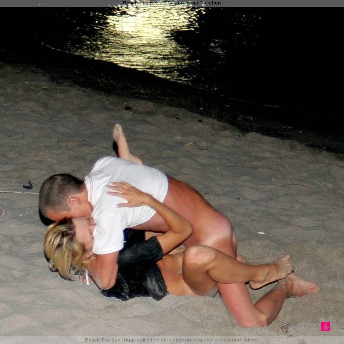 https://pbs.bulkjerk.com/39/3926/pictures/4001-7-voyeur-beach-sex.jpg