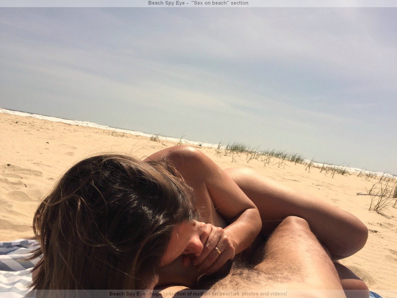 https://pbs.bulkjerk.com/39/3926/pictures/4009-1-voyeur-beach-sex.jpg
